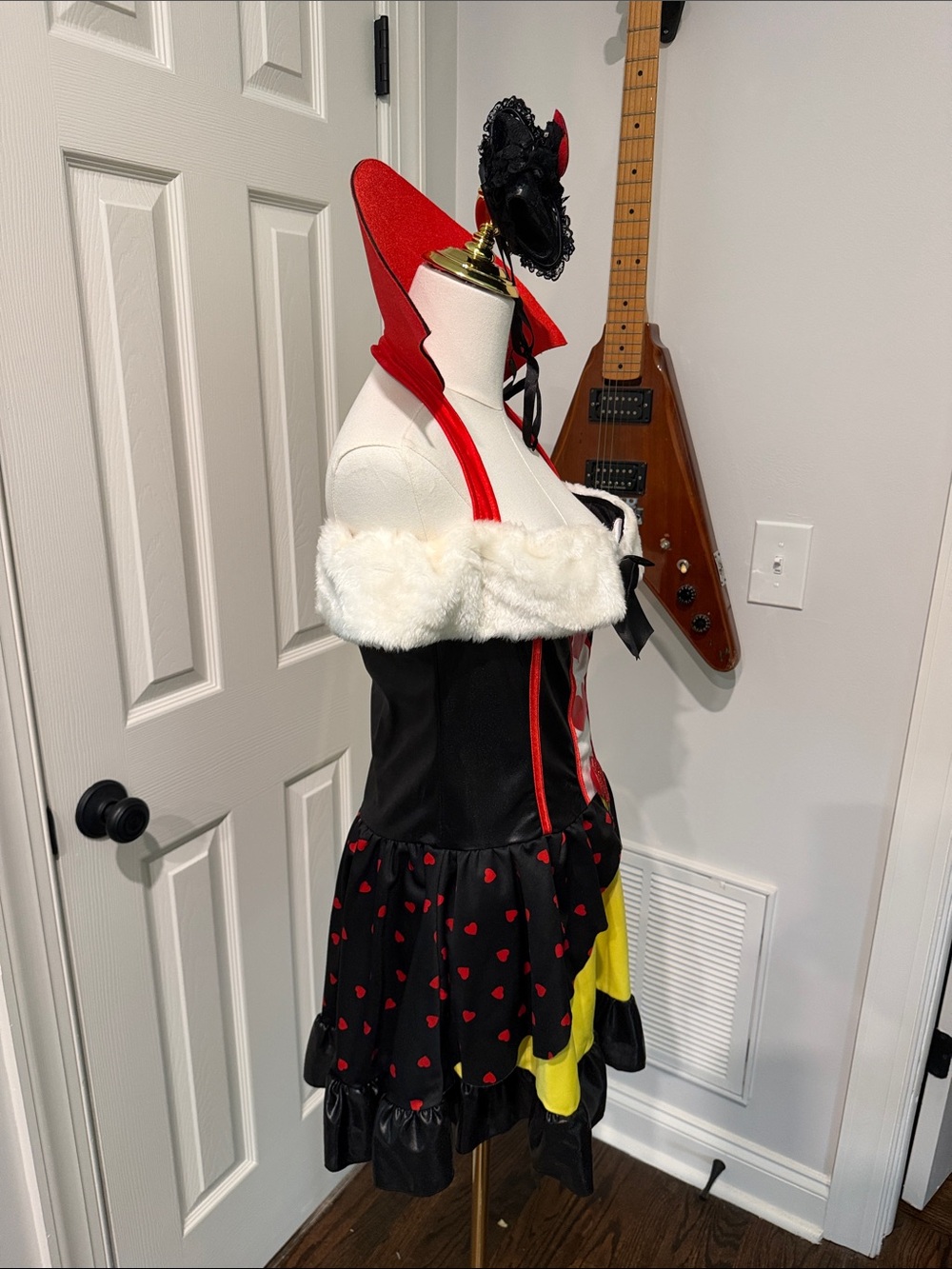 Leg Avenue Red, Black, Yellow Queen of Hearts Mini Dress Sexy Halloween Costume - Picture 2 of 13